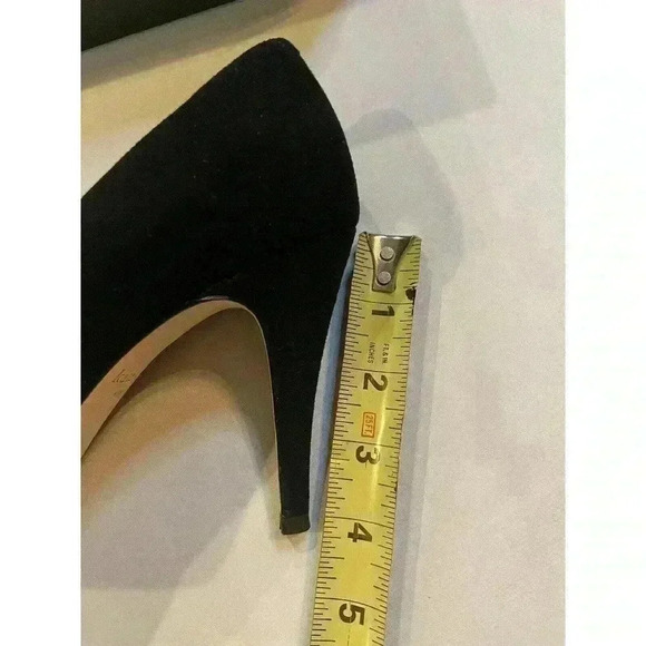 Kate Spade Pumps 10 High Heel Stiletto Black Suede 4” Alessia Pointed Toe Ruffle - Picture 7 of 7